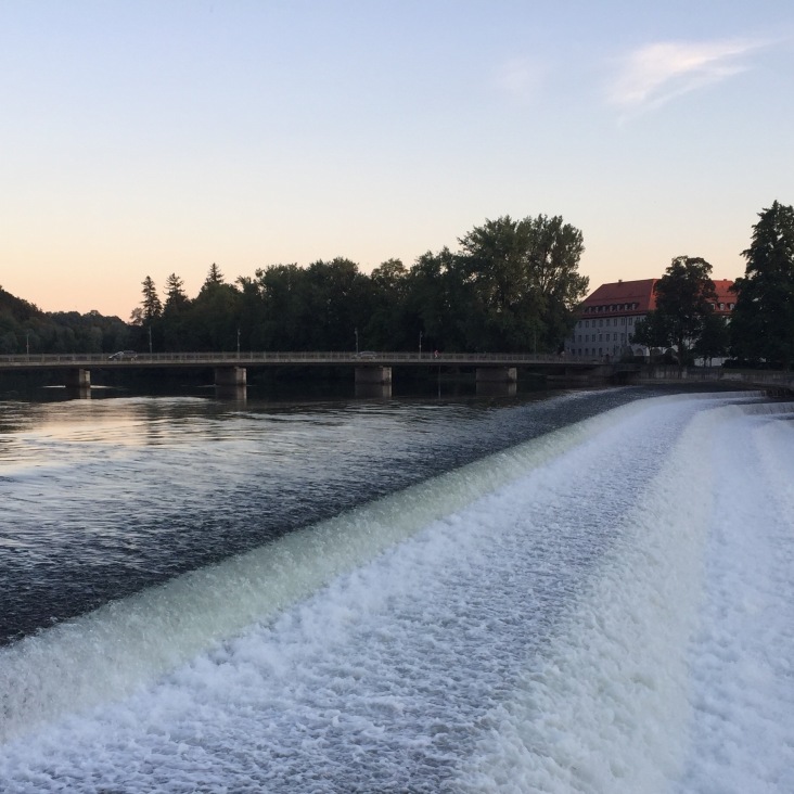 El río Lech a su paso por Landsberg